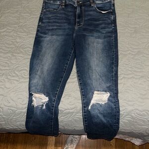 American Eagle Skinny Jeans with knee distressing